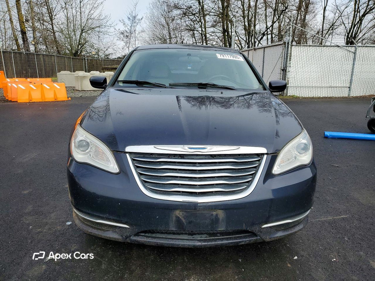 Chrysler 200 2012