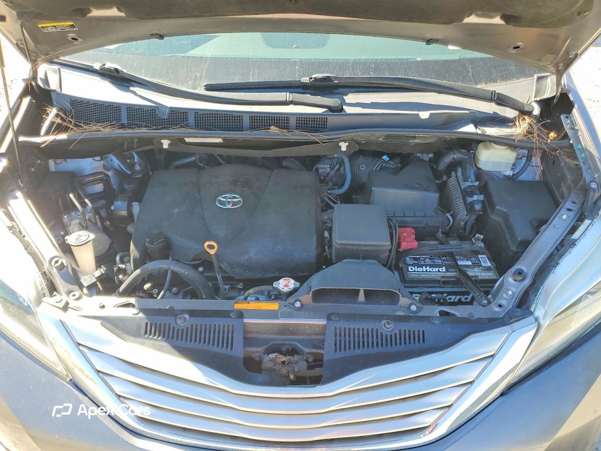 Toyota Sienna 2017