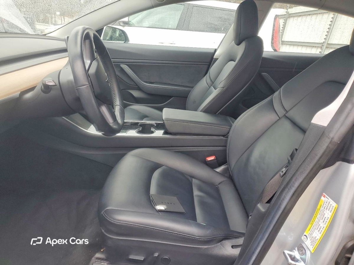 Tesla Model 3 2018