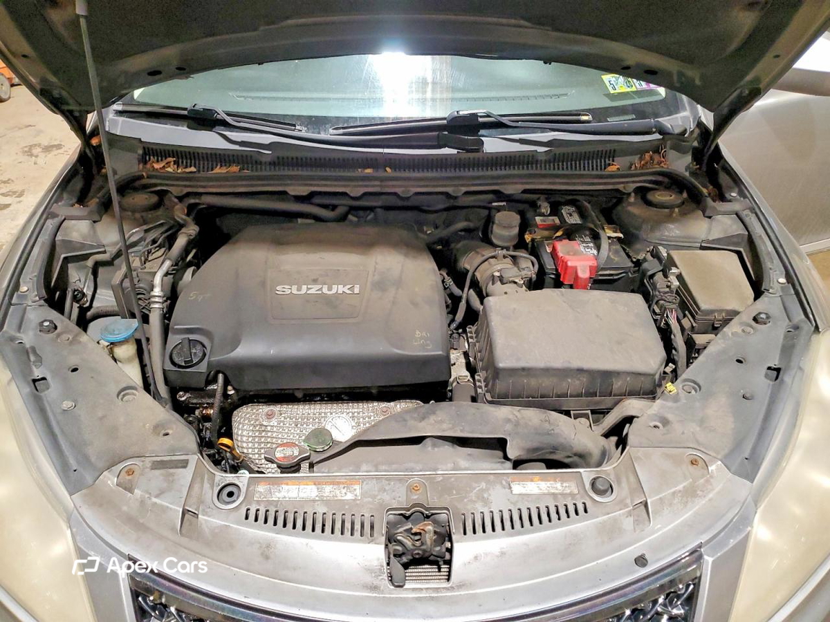 Suzuki Kizashi 2011
