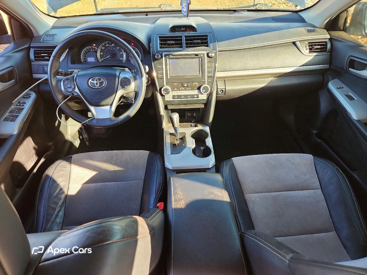Toyota Camry 2012