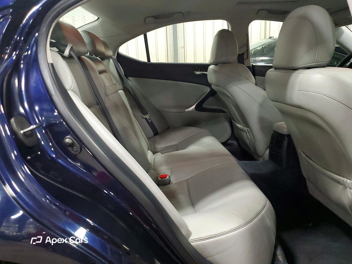 Lexus IS 2008