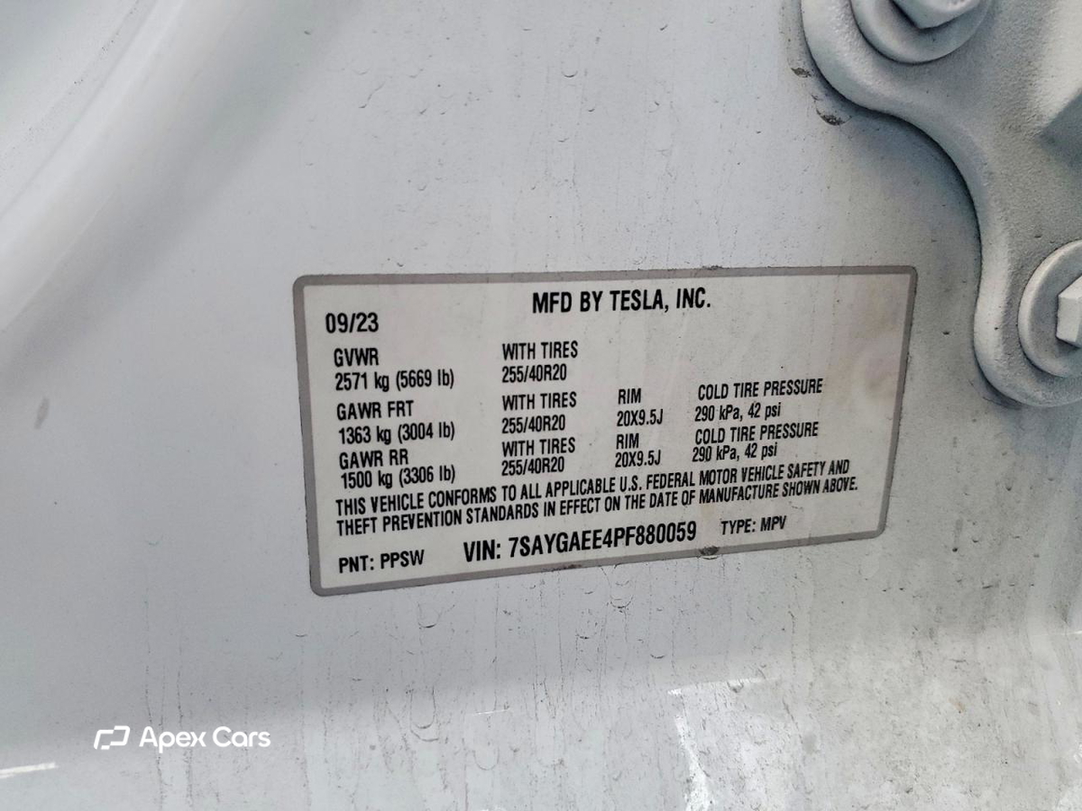 Tesla Model Y 2023