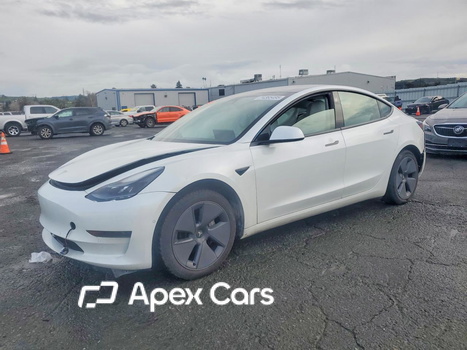 Tesla Model 3 2021 - Image 1 of 13
