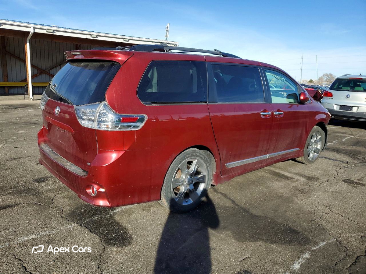 Toyota Sienna 2013