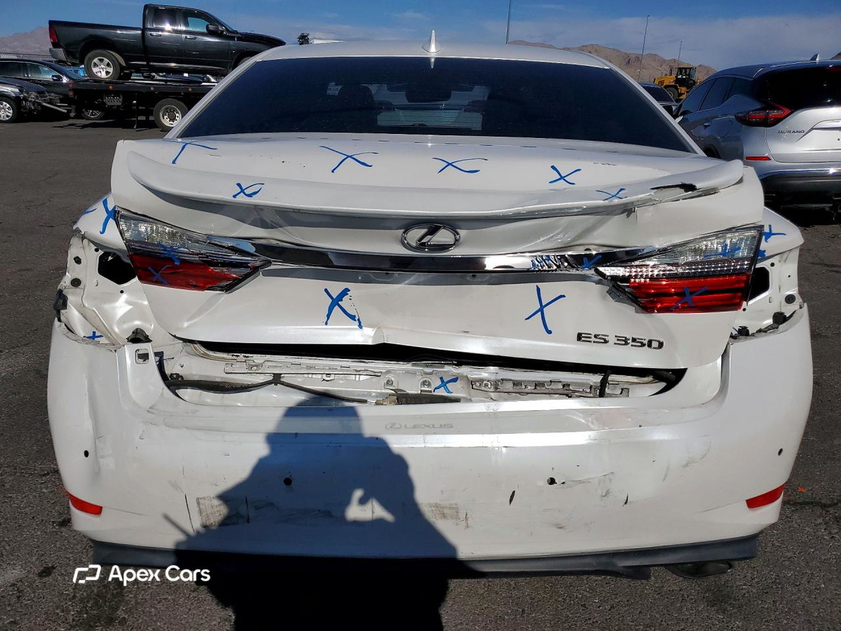 Lexus ES 2016