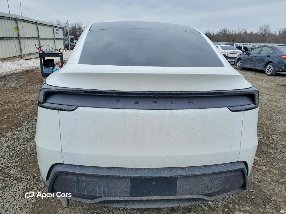 Tesla Model Y 2026