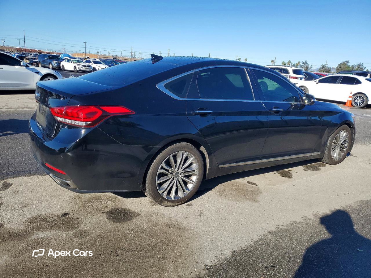 Hyundai Genesis 2015