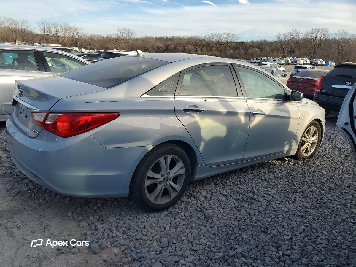 Hyundai Sonata 2011