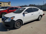 Nissan Versa 2015