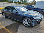 Tesla Model S 2015