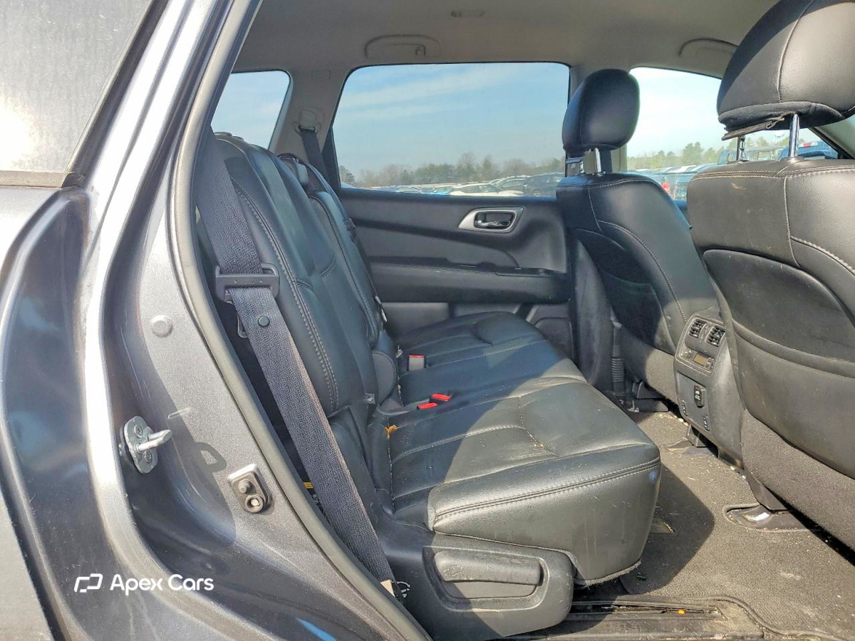 Nissan Pathfinder 2016