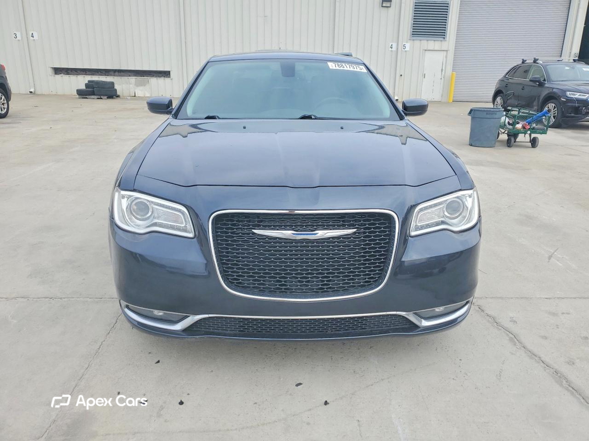 Chrysler 300 2016