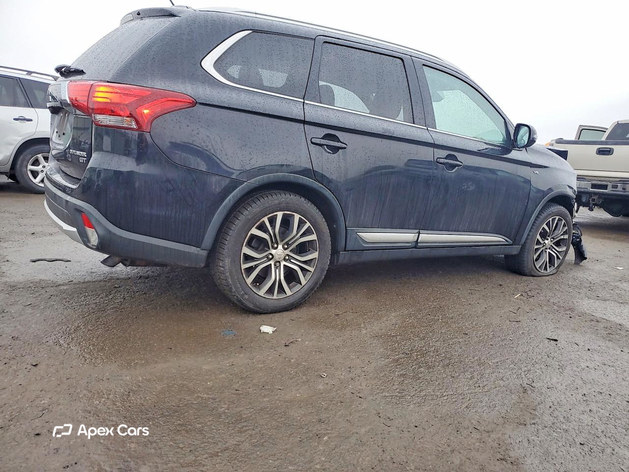 Mitsubishi Outlander 2016