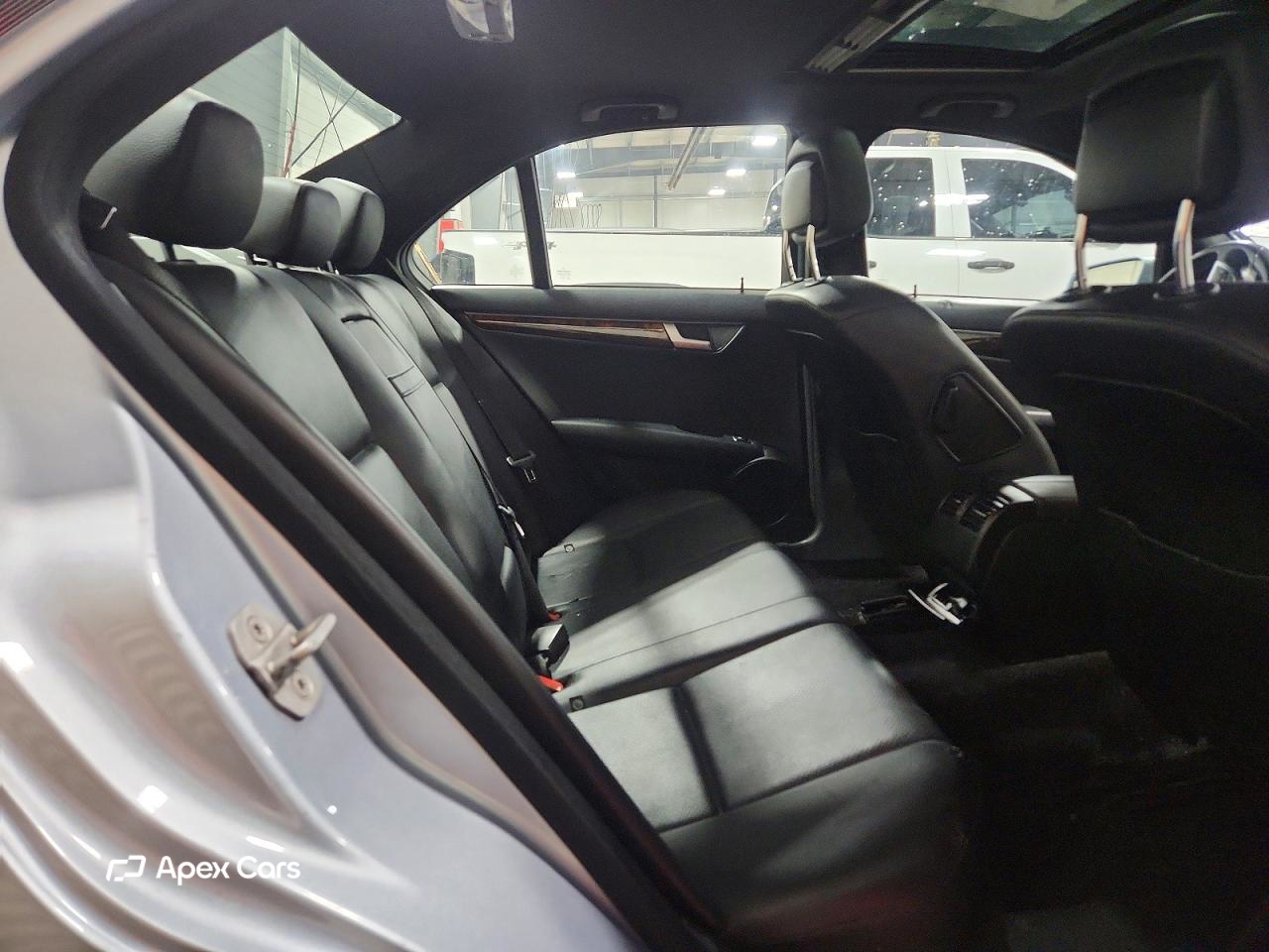 Mercedes-Benz  2013