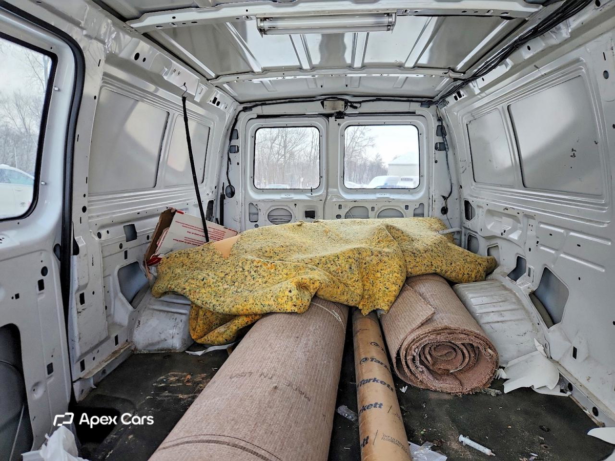 Ford Econoline 2010