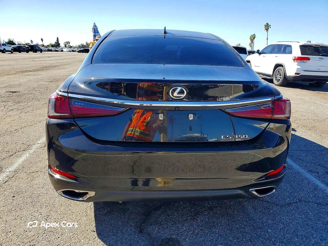 Lexus ES 2023