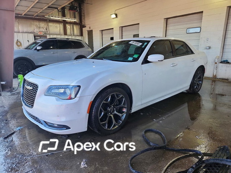 Chrysler 300 2015 - Image 1 of 14