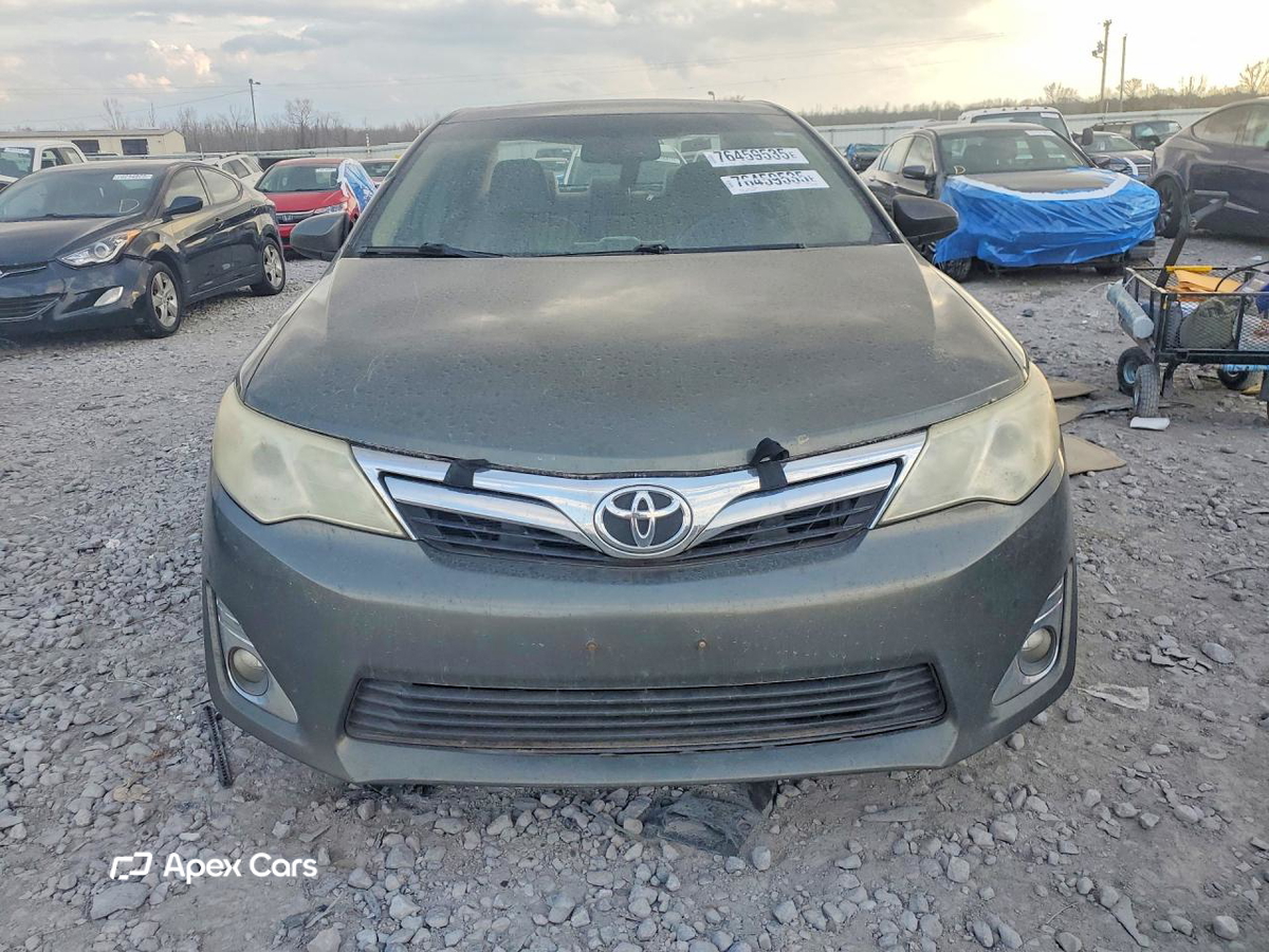 Toyota Camry 2012