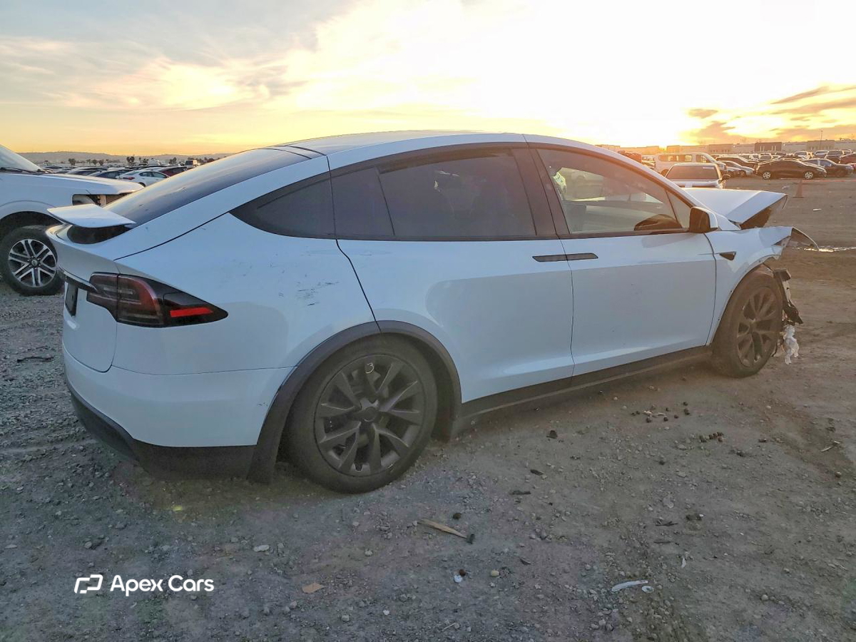 Tesla Model X 2023