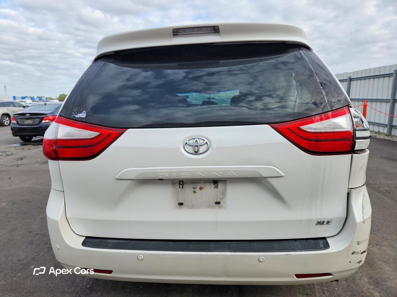 Toyota Sienna 2015