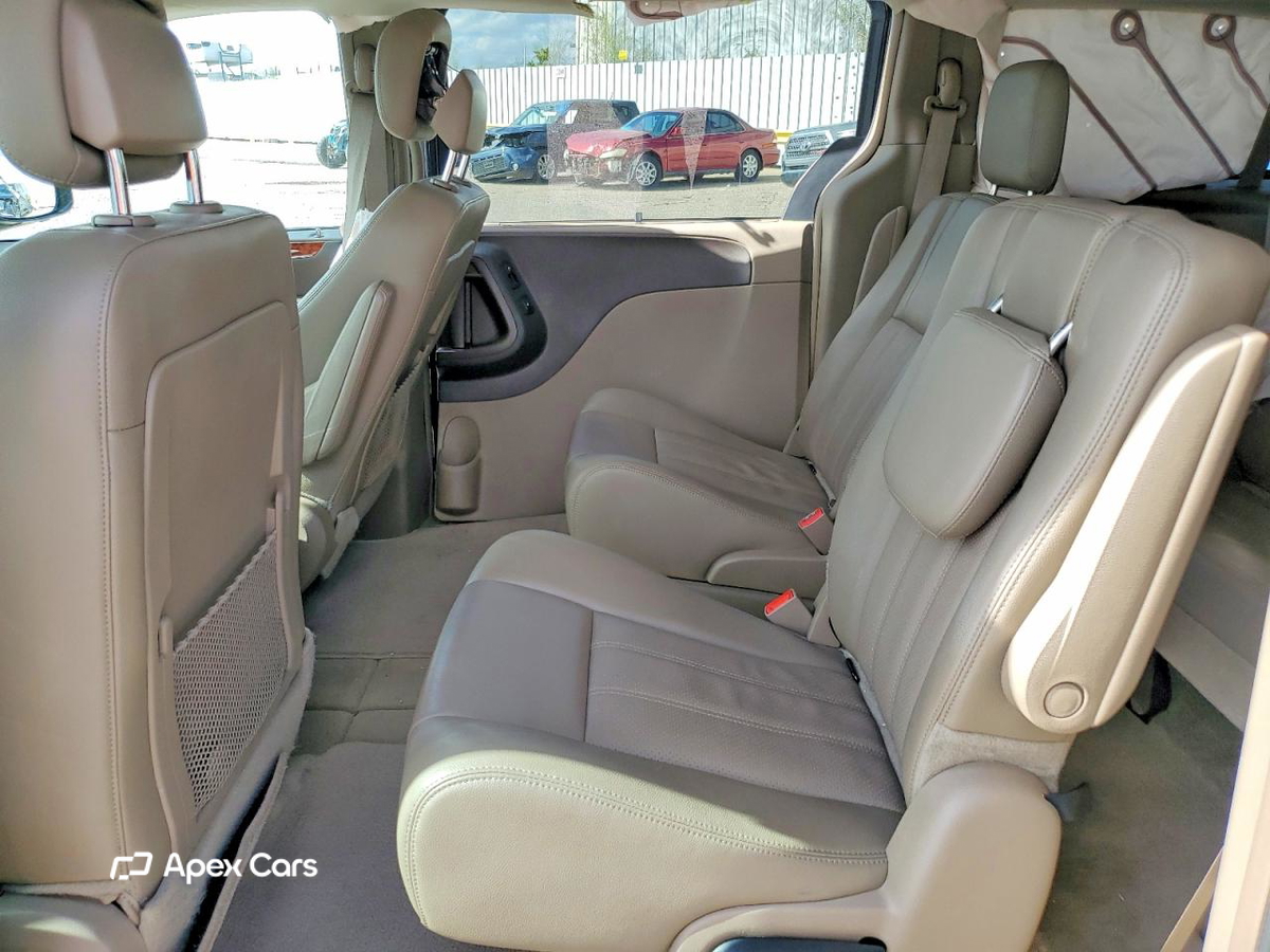 Chrysler Voyager 2014