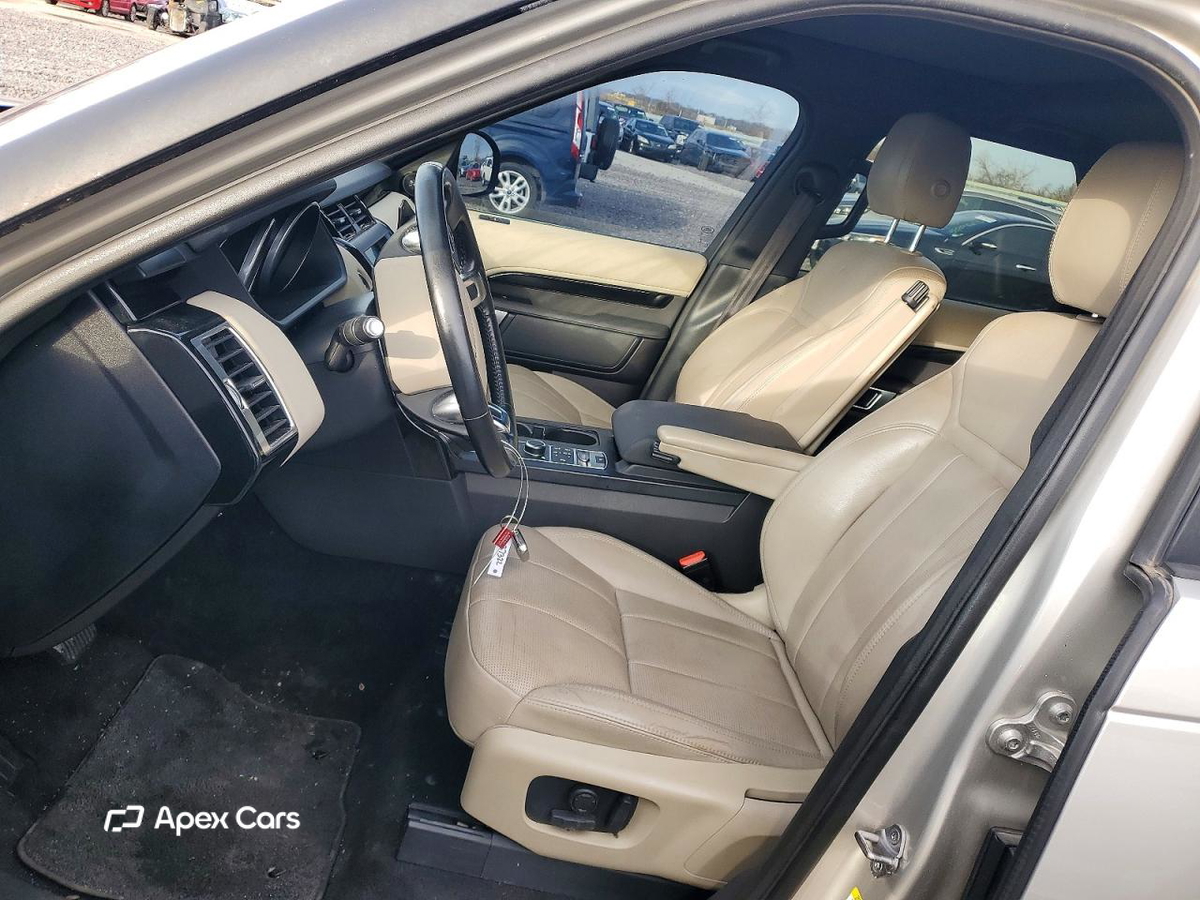 Land Rover Discovery 2017