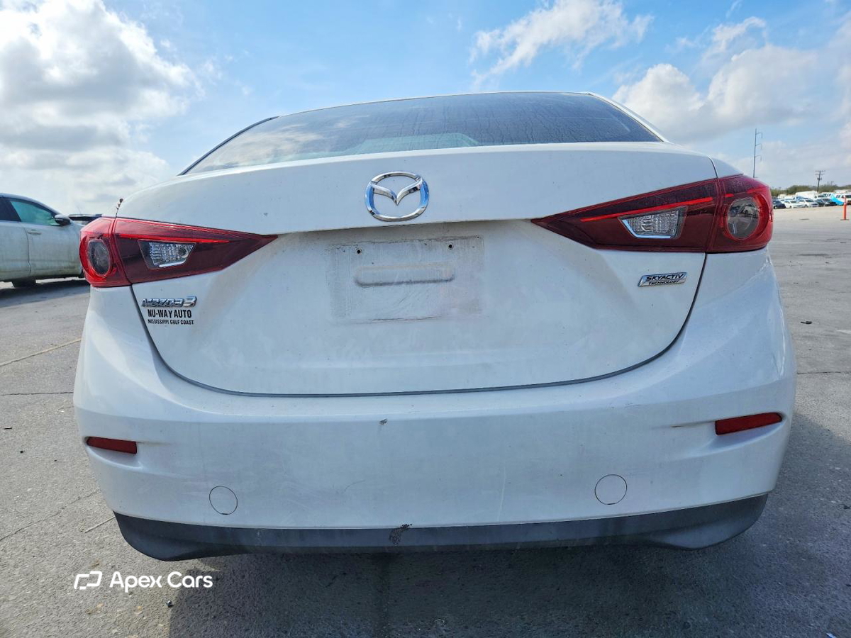 Mazda 3 2015