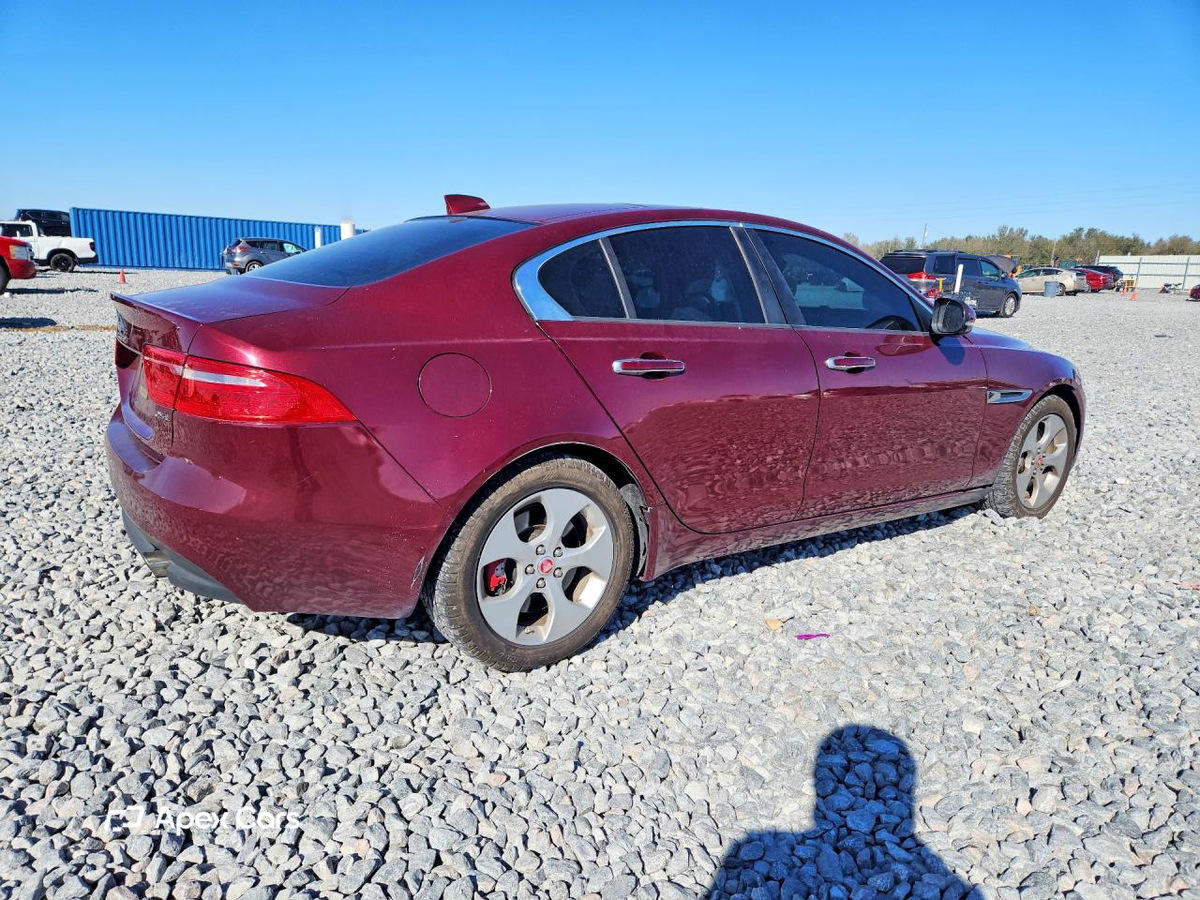 Jaguar XE 2017