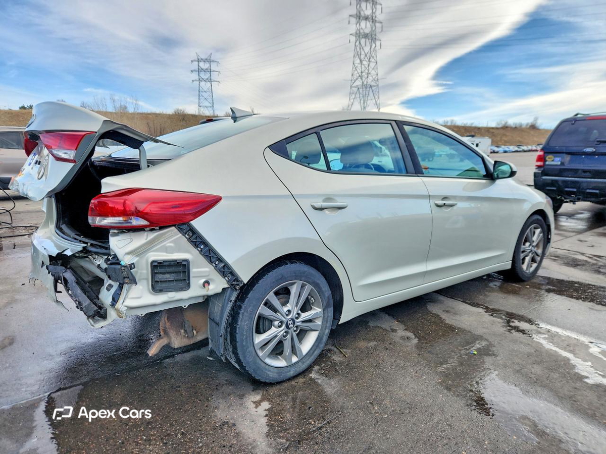 Hyundai Elantra 2017