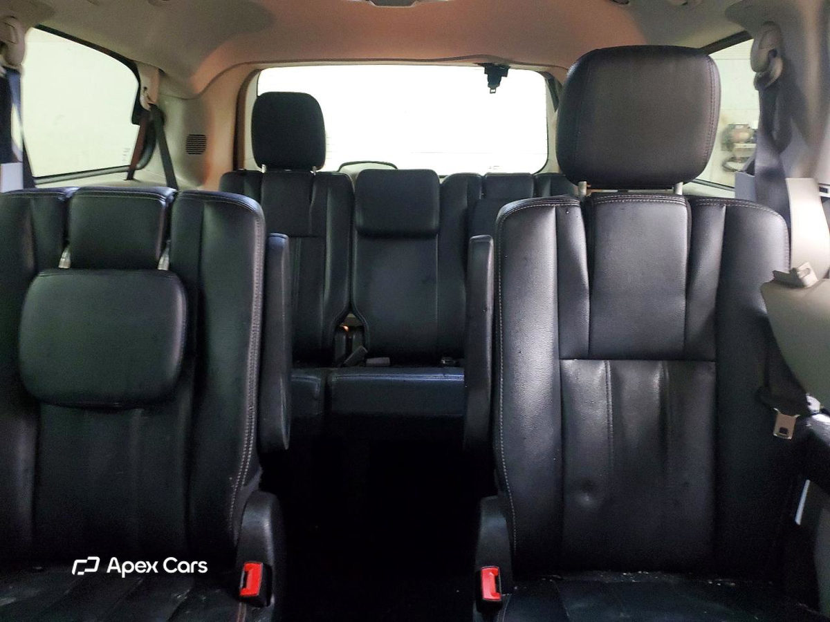 Chrysler Voyager 2015