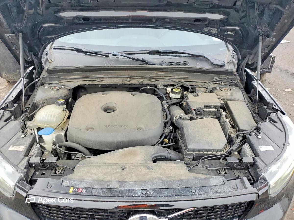 Volvo XC40 2021