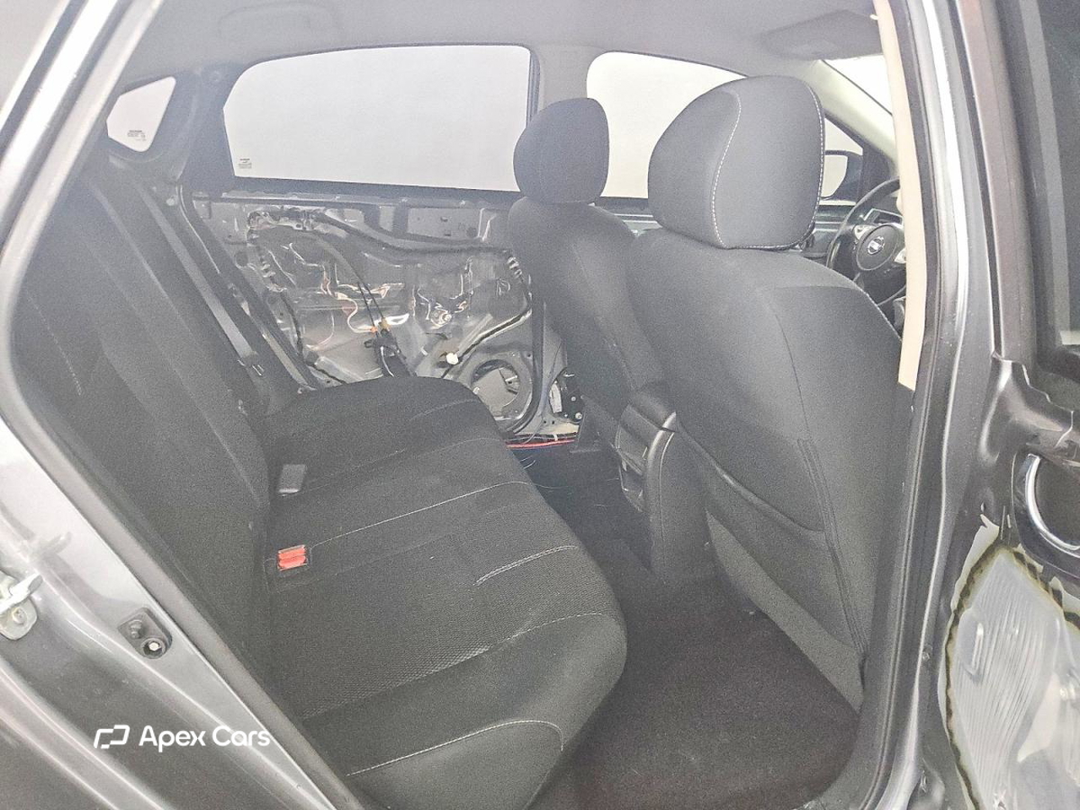 Nissan Sentra 2018