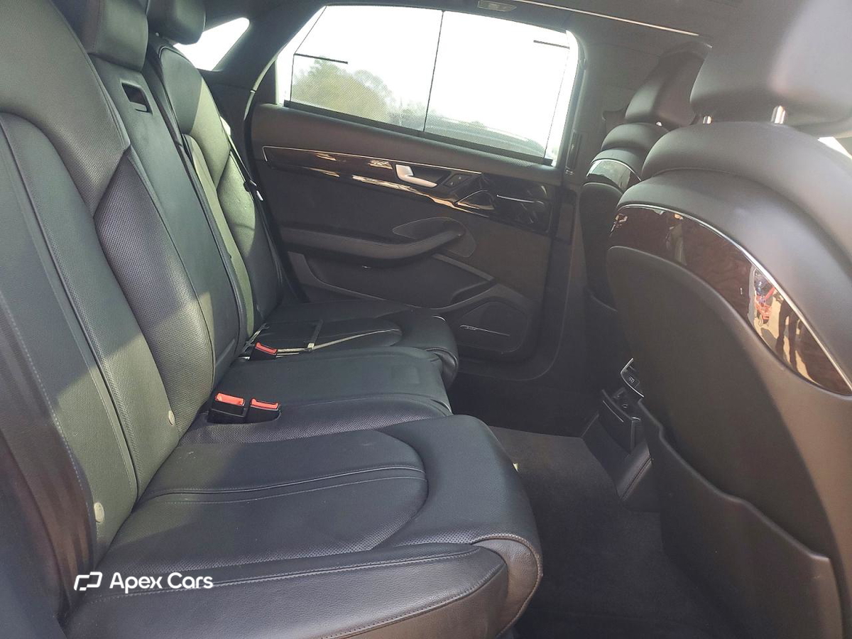 Audi A8 2014