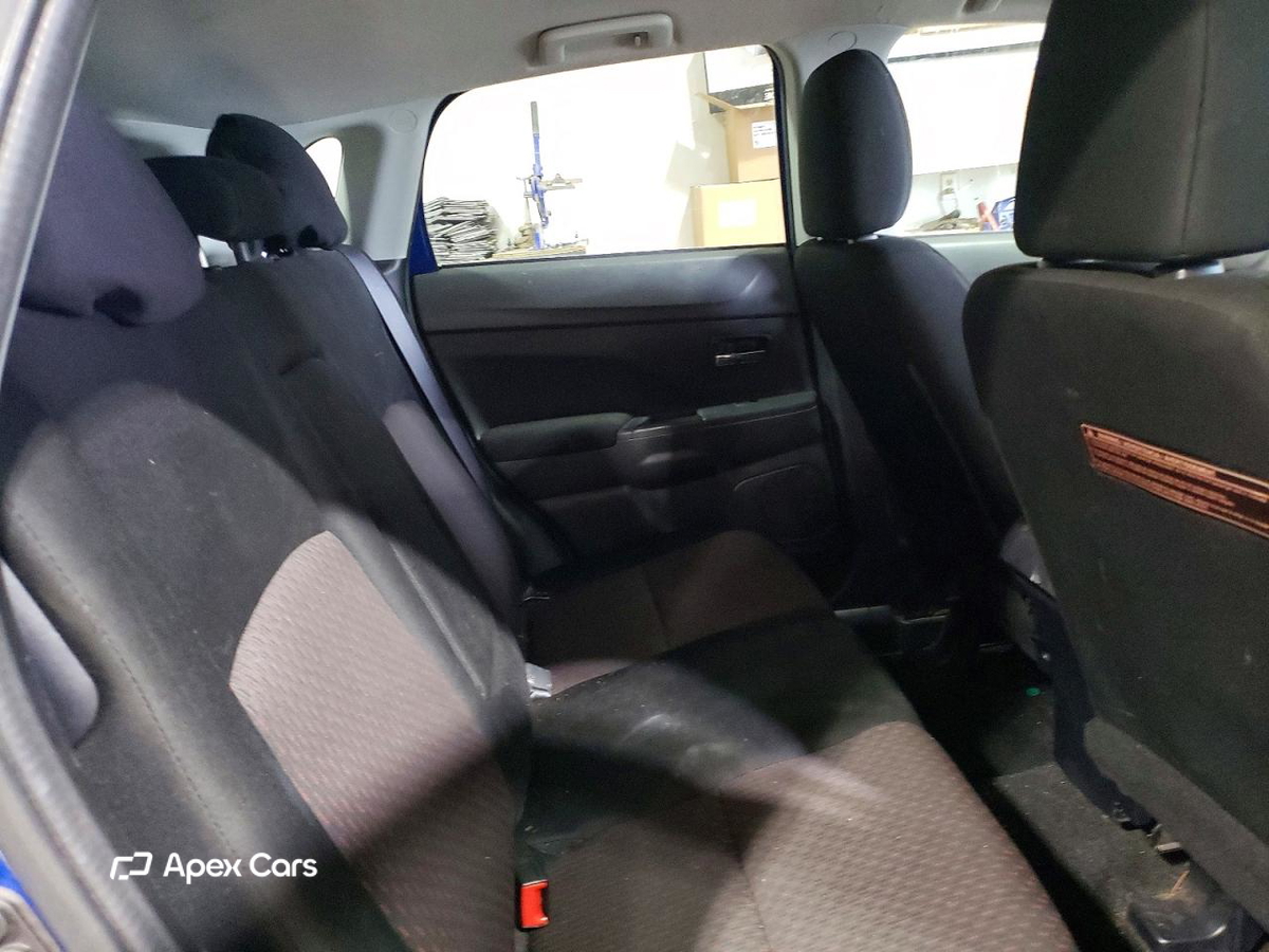 Mitsubishi Outlander 2016