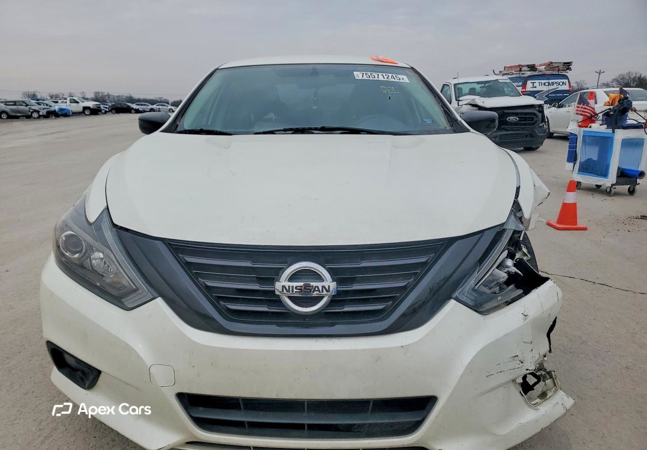 Nissan Altima 2018