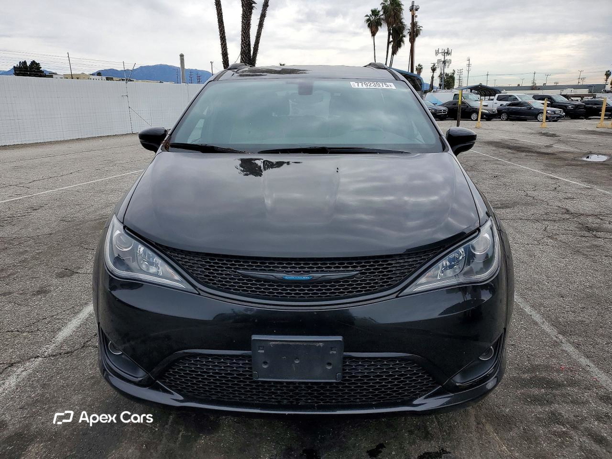 Chrysler Pacifica 2020