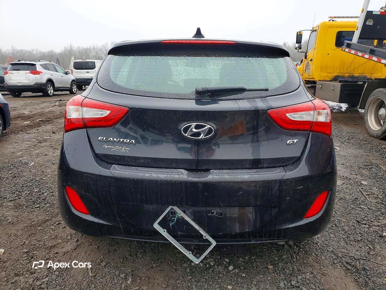 Hyundai Elantra 2016