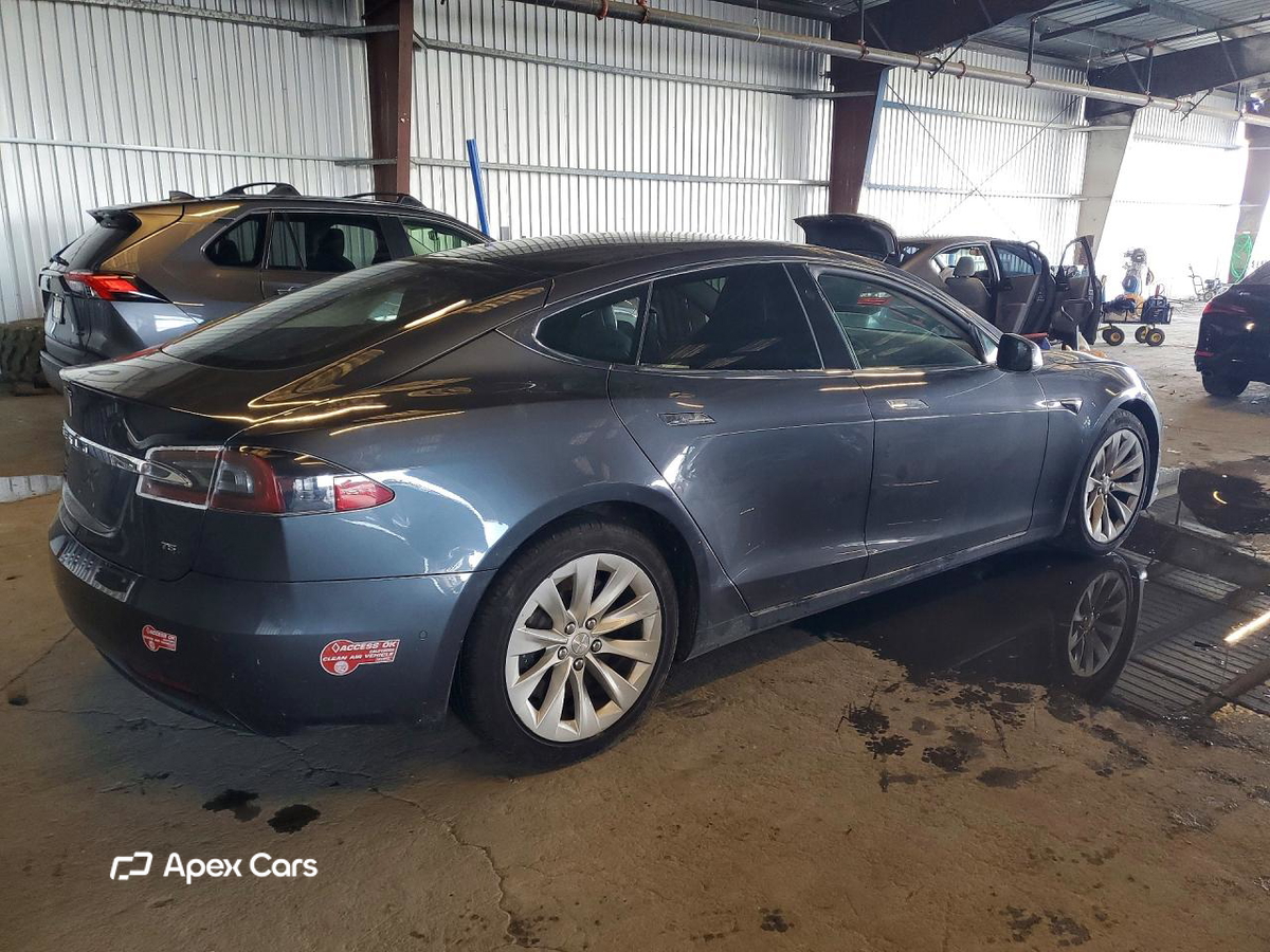 Tesla Model S 2017