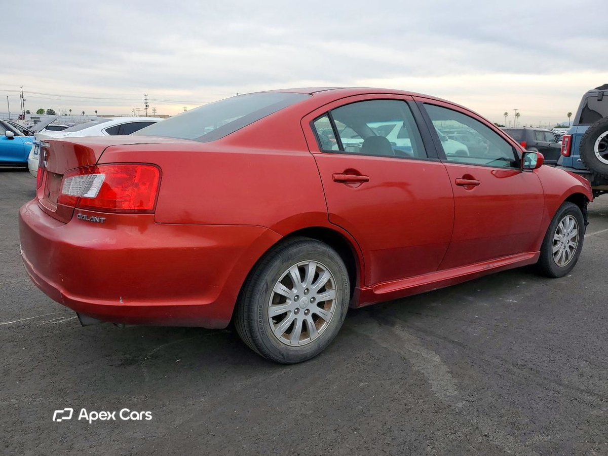 Mitsubishi Galant 2010