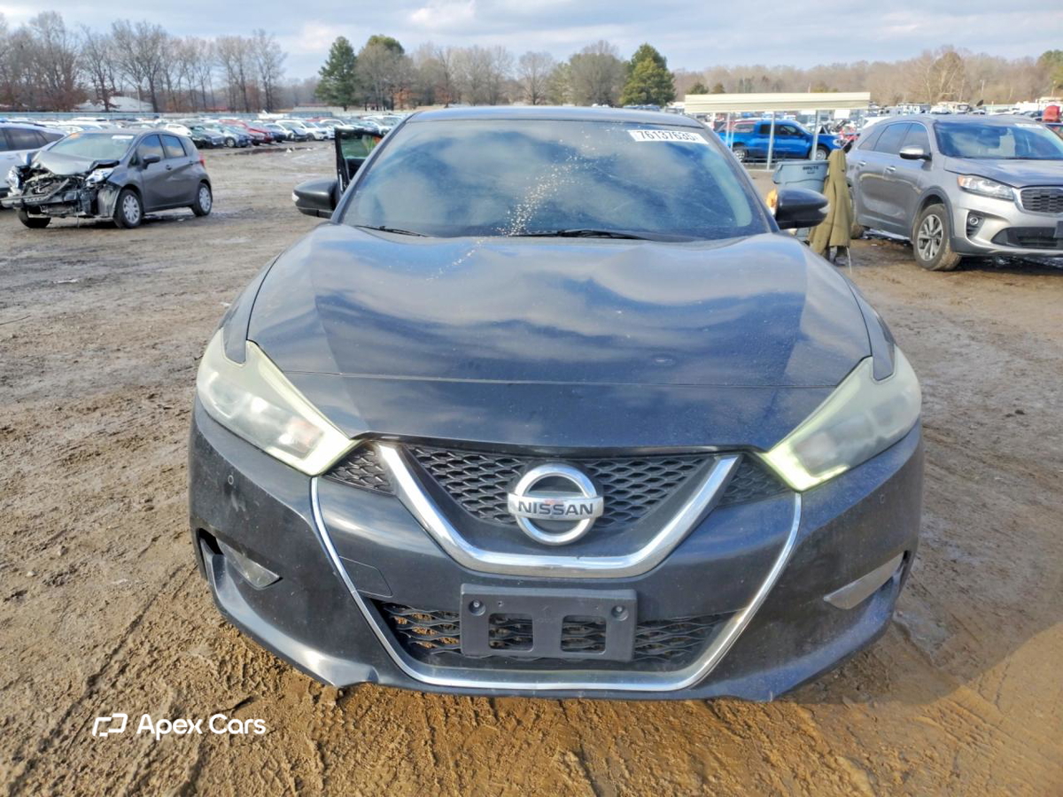 Nissan Maxima 2018
