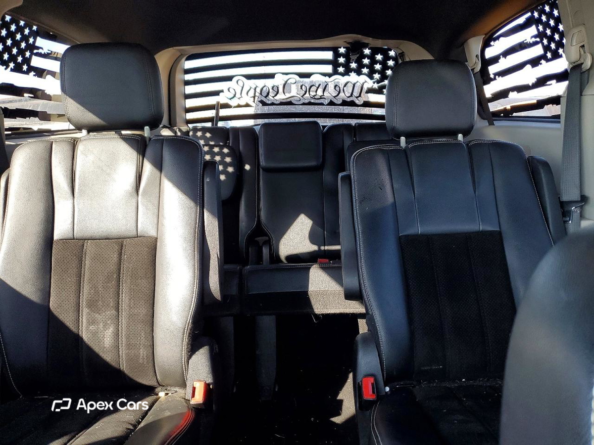 Dodge Caravan 2017