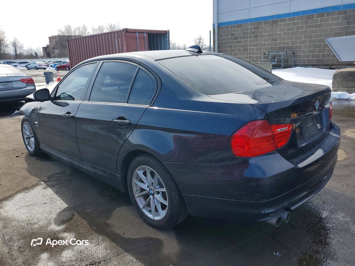 BMW Series 3 2010