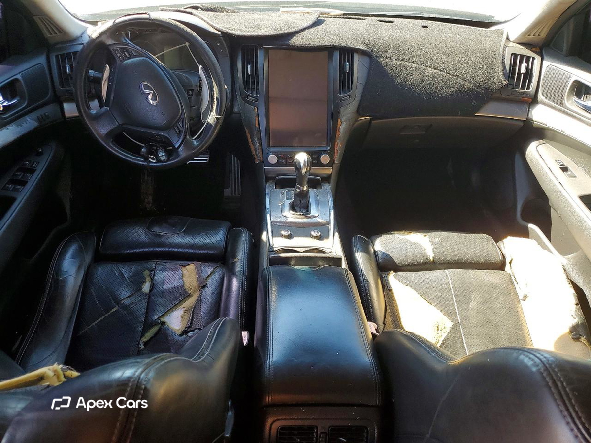 Infiniti G 2012