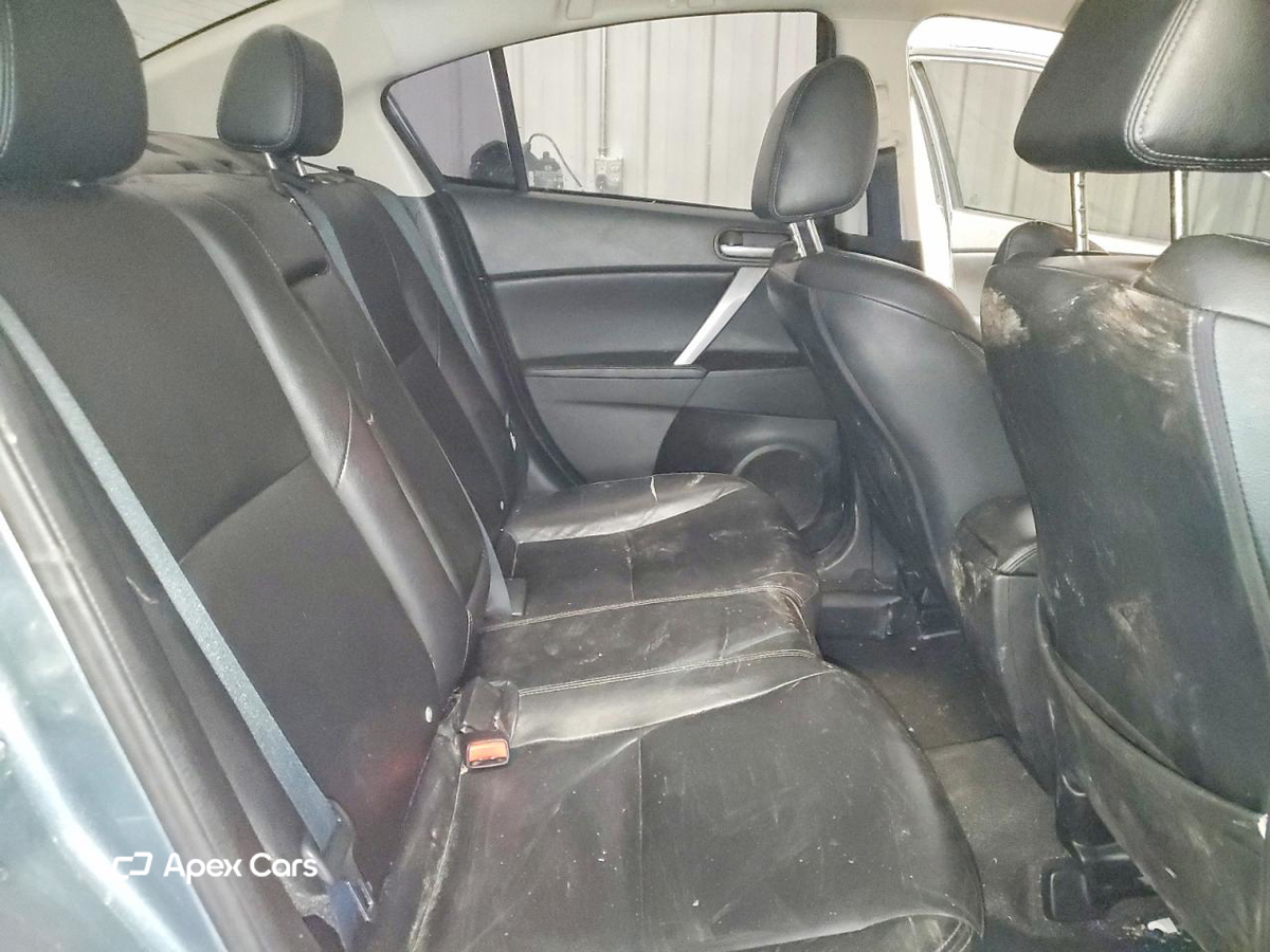 Mazda 3 2012