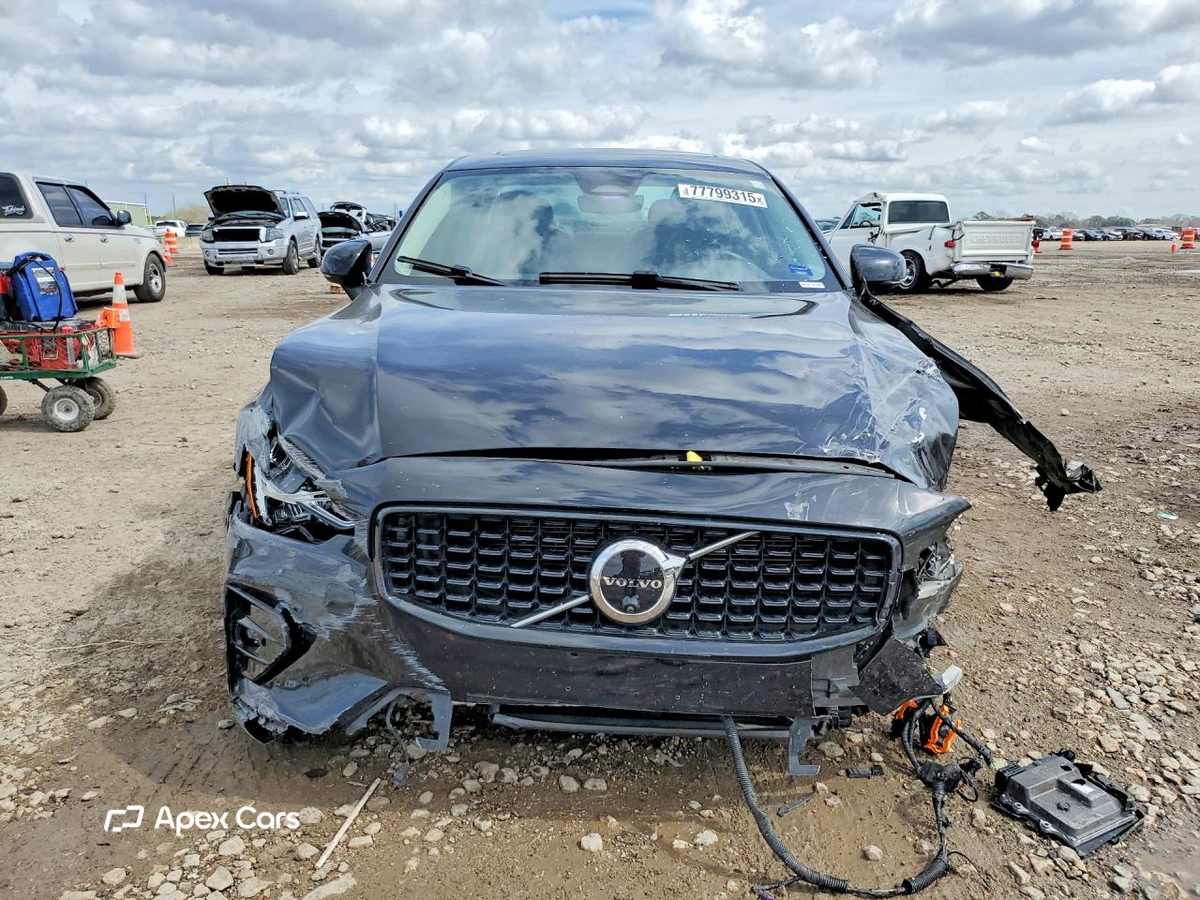 Volvo S60 2024