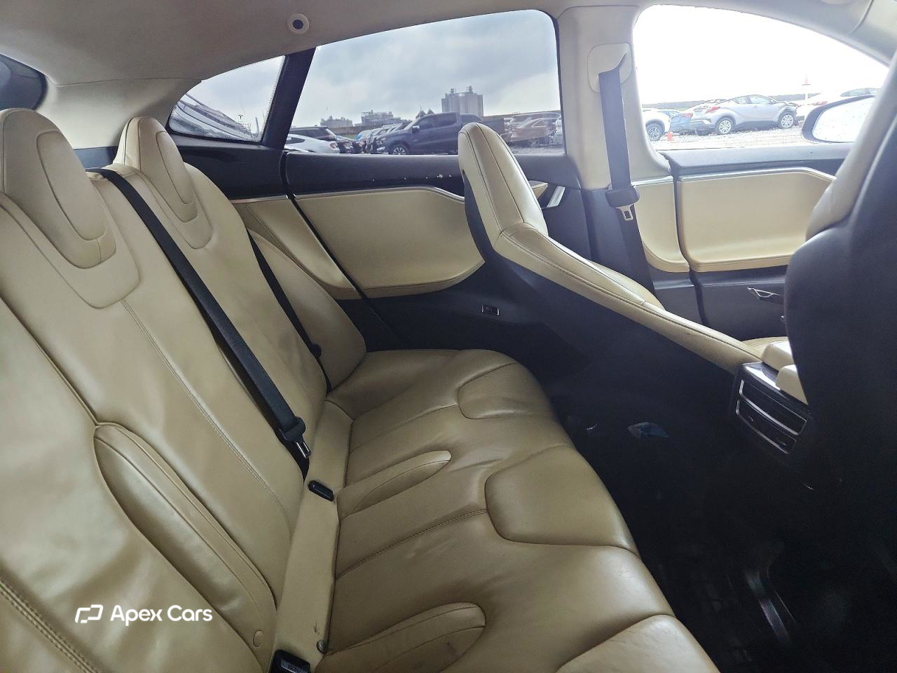 Tesla Model S 2014