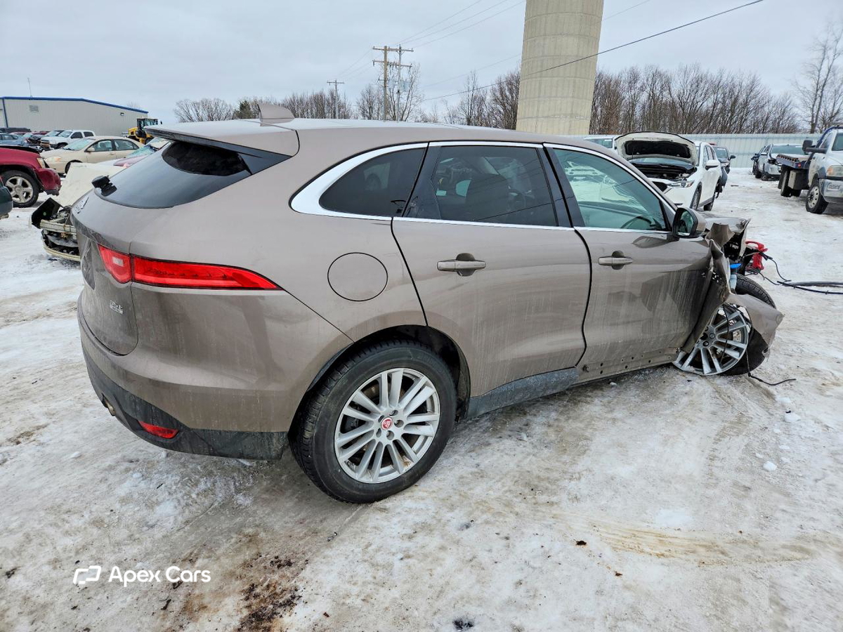 Jaguar F-Pace 2017