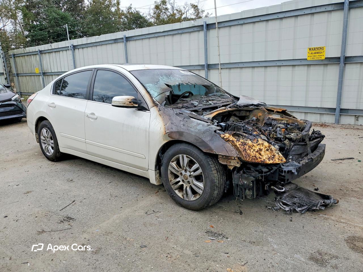 Nissan Altima 2010