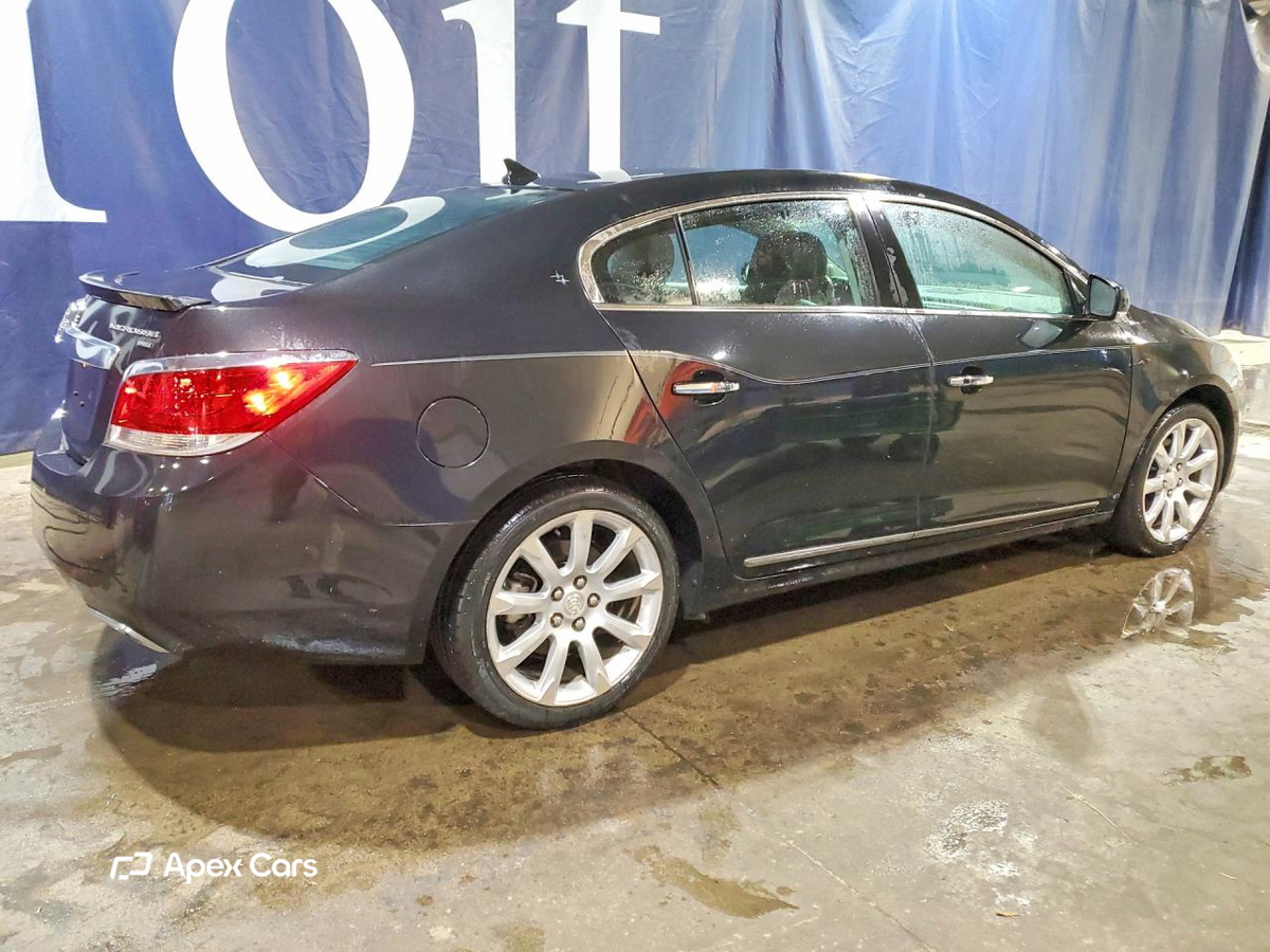 Buick LaCrosse 2011